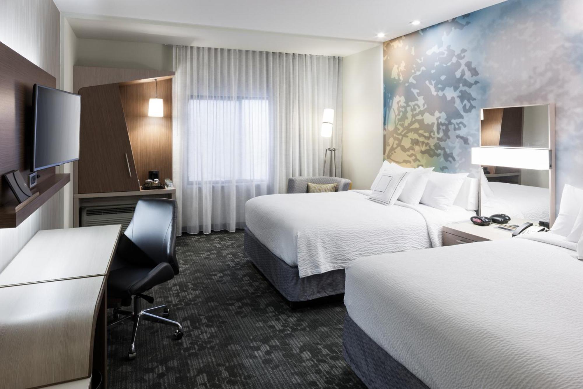 Отель Courtyard By Marriott Houston North/Shenandoah Зе-Вудлендс Экстерьер фото