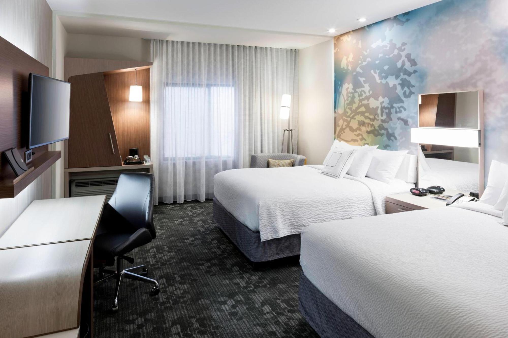 Отель Courtyard By Marriott Houston North/Shenandoah Зе-Вудлендс Экстерьер фото